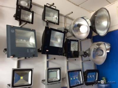 报废家用电器、厨具与五金配件的环保销毁与资源回收策略